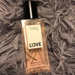 Victoria’s Secret Love Mist